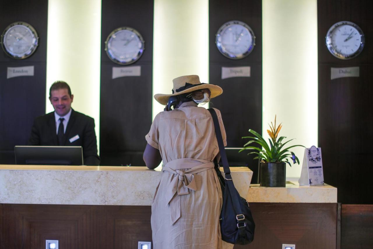 Апарт отель Raouche Arjaan By Rotana Бейрут Экстерьер фото