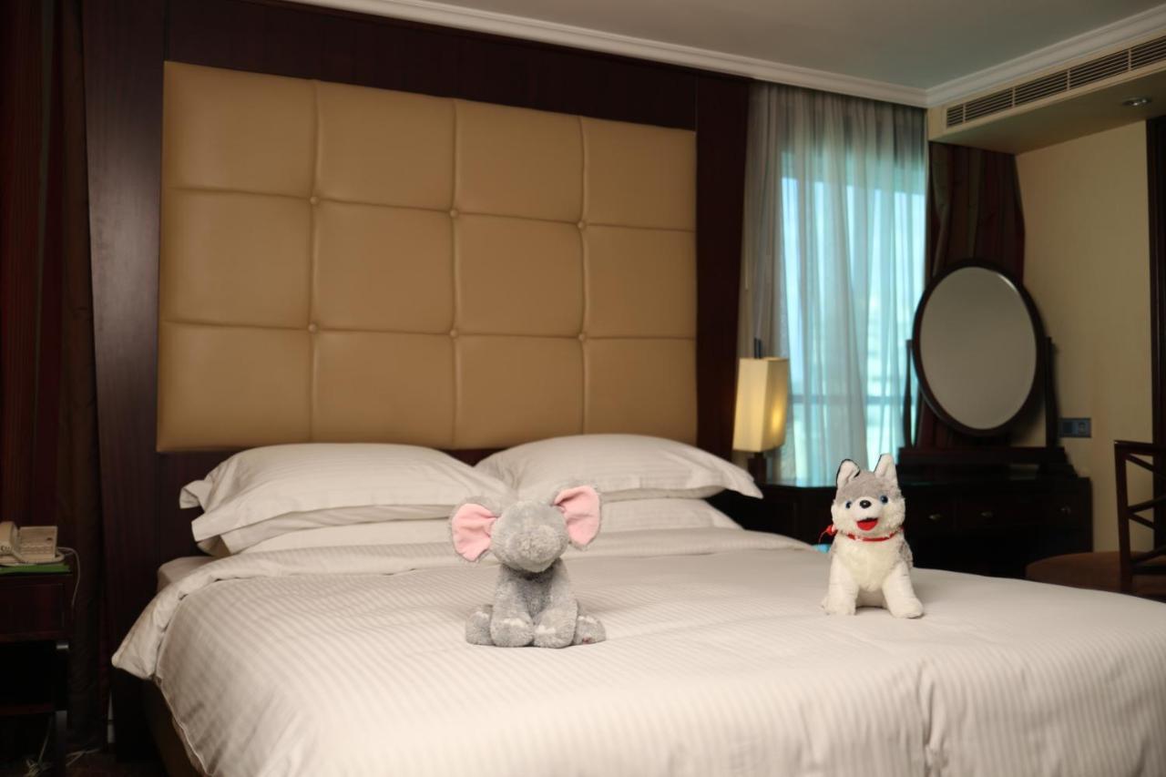 Апарт отель Raouche Arjaan By Rotana Бейрут Экстерьер фото