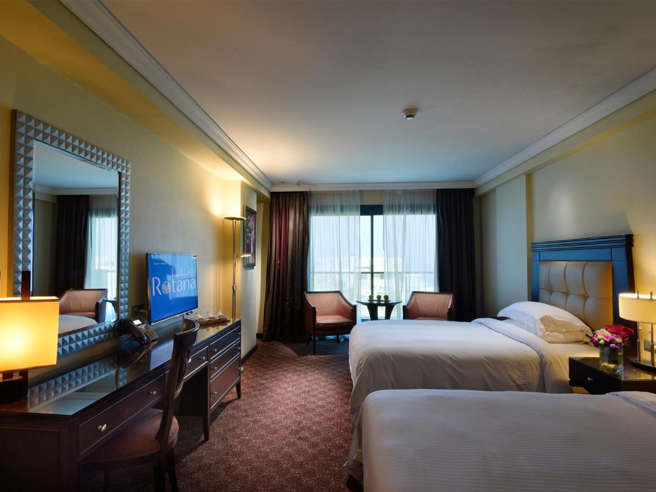 Апарт отель Raouche Arjaan By Rotana Бейрут Экстерьер фото
